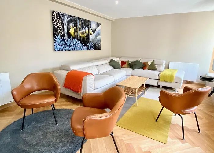 Le Capella, Magnifique Maison Au Calme Avec Garage דירה קאין